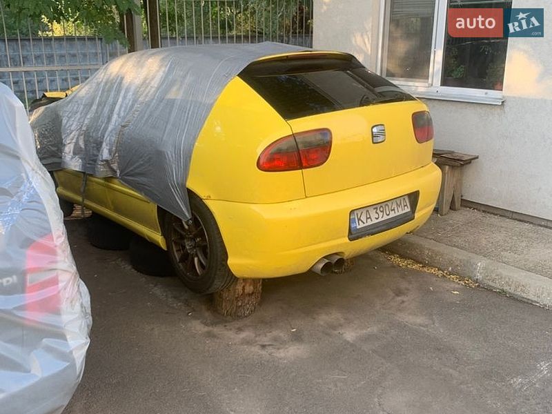 Хэтчбек SEAT Leon 2003 в Броварах