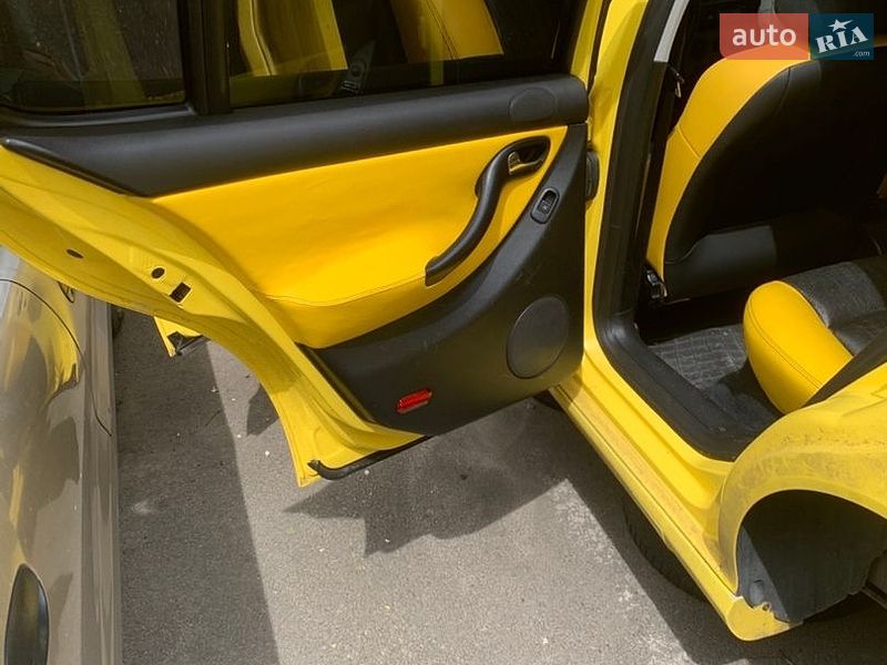 Хэтчбек SEAT Leon 2003 в Броварах