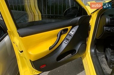 Хэтчбек SEAT Leon 2003 в Броварах