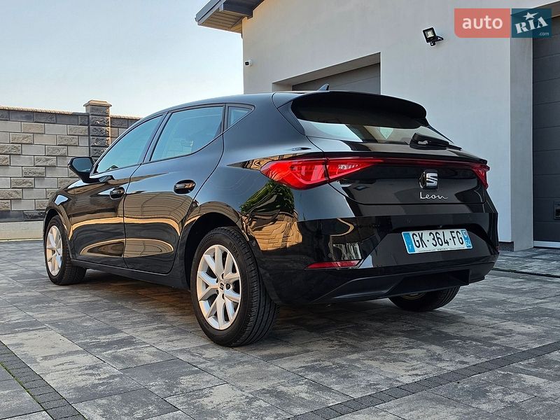 Хетчбек SEAT Leon 2022 в Луцьку