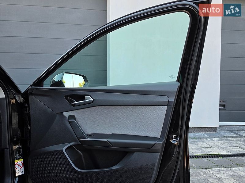 Хетчбек SEAT Leon 2022 в Луцьку