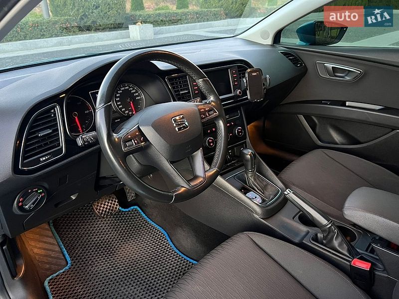 Хетчбек SEAT Leon 2015 в Дніпрі