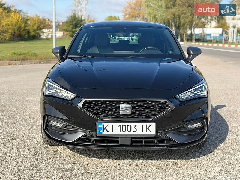 Хэтчбек SEAT Leon 2020 в Киеве