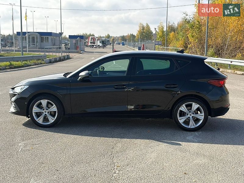 Хэтчбек SEAT Leon 2020 в Киеве