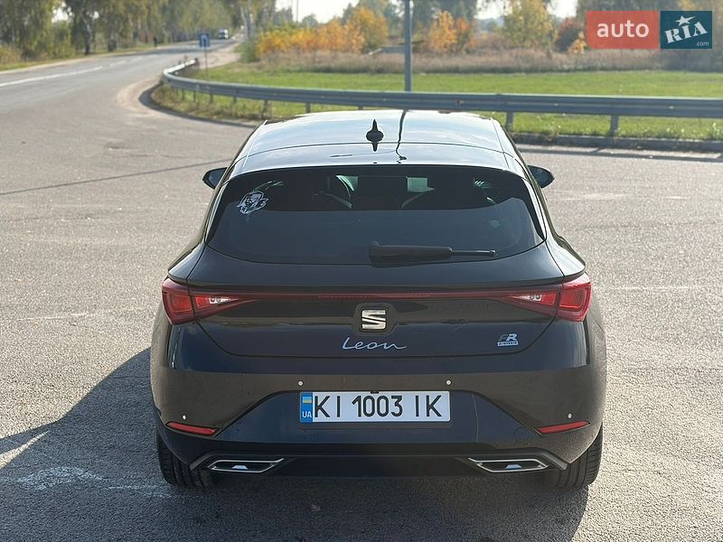 Хэтчбек SEAT Leon 2020 в Киеве