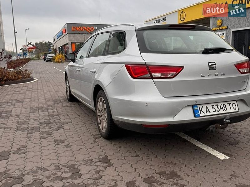Универсал SEAT Leon 2015 в Киеве