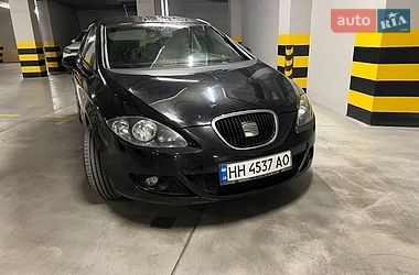 Хетчбек SEAT Leon 2008 в Одесі