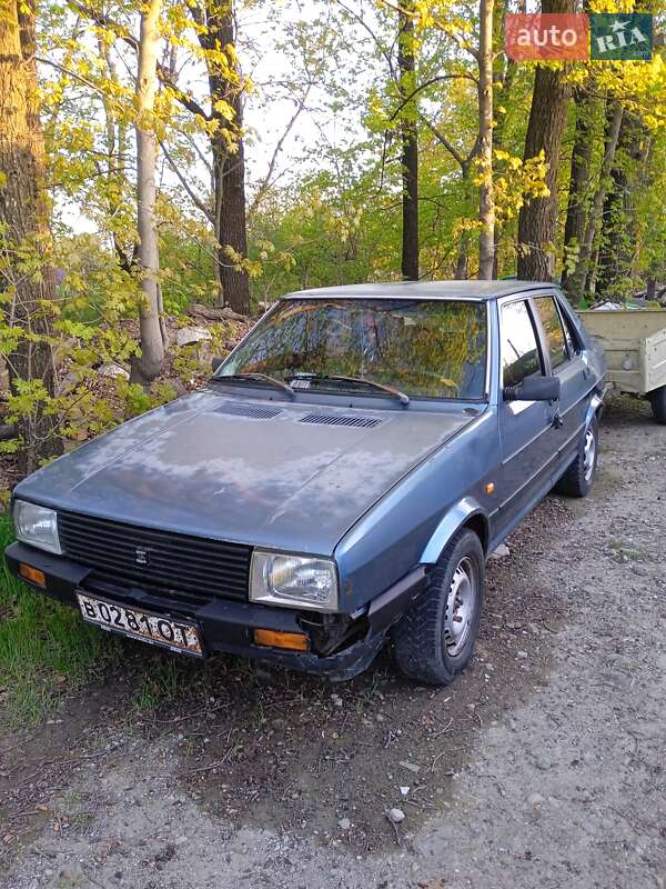 Седан SEAT Malaga 1989 в Черноморске фото 7 Седан SEAT Malaga 1989 в Черноморске