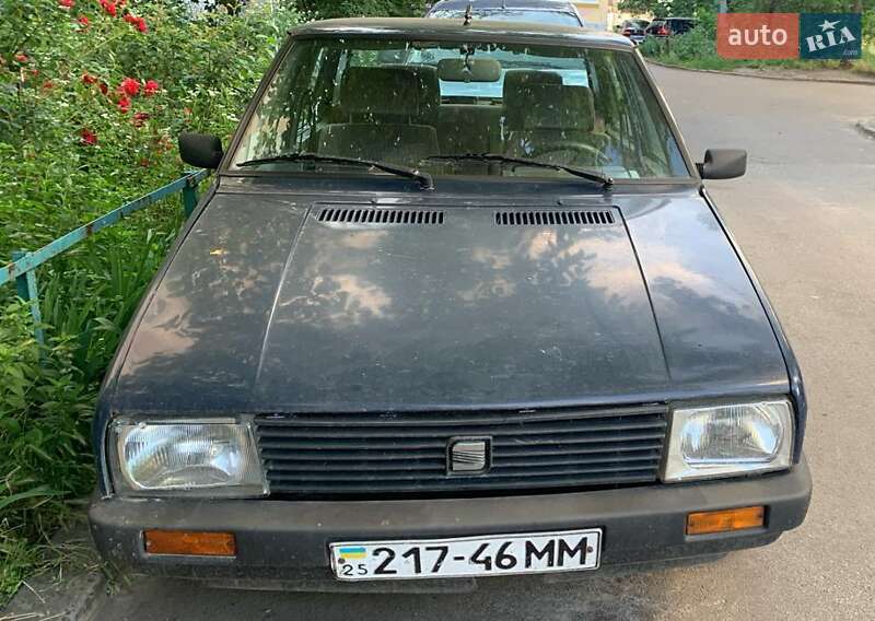 Седан SEAT Malaga 1991 в Києві