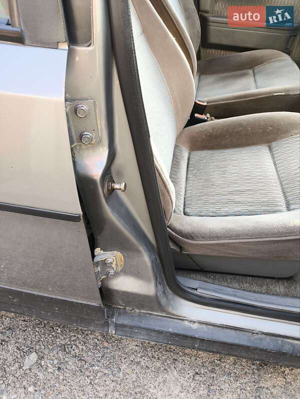 Седан SEAT Malaga 1990 в Львові фото 7 Седан SEAT Malaga 1990 в Львові