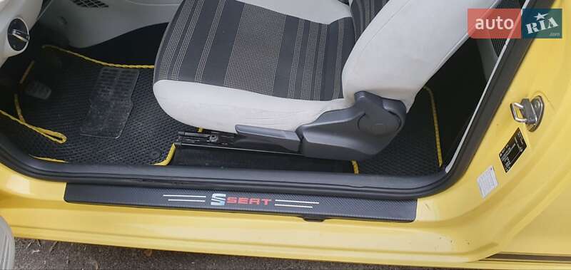 Хэтчбек SEAT Mii 2013 в Львове