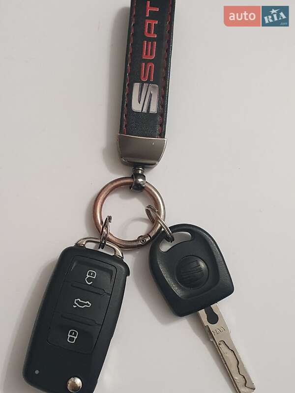 Хэтчбек SEAT Mii 2013 в Львове