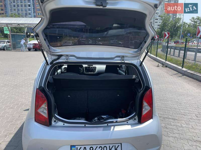 Хэтчбек SEAT Mii 2015 в Киеве