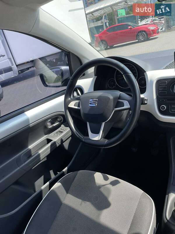 Хэтчбек SEAT Mii 2015 в Киеве