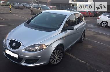 Хэтчбек SEAT Toledo 2009 в Киеве