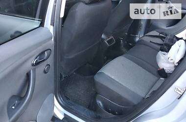Мінівен SEAT Toledo 2006 в 