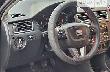 Хэтчбек SEAT Toledo 2013 в 