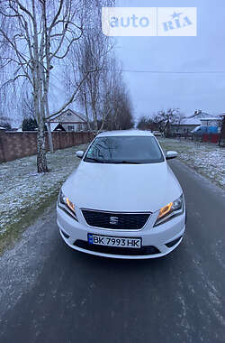 Хэтчбек SEAT Toledo 2013 в Остроге