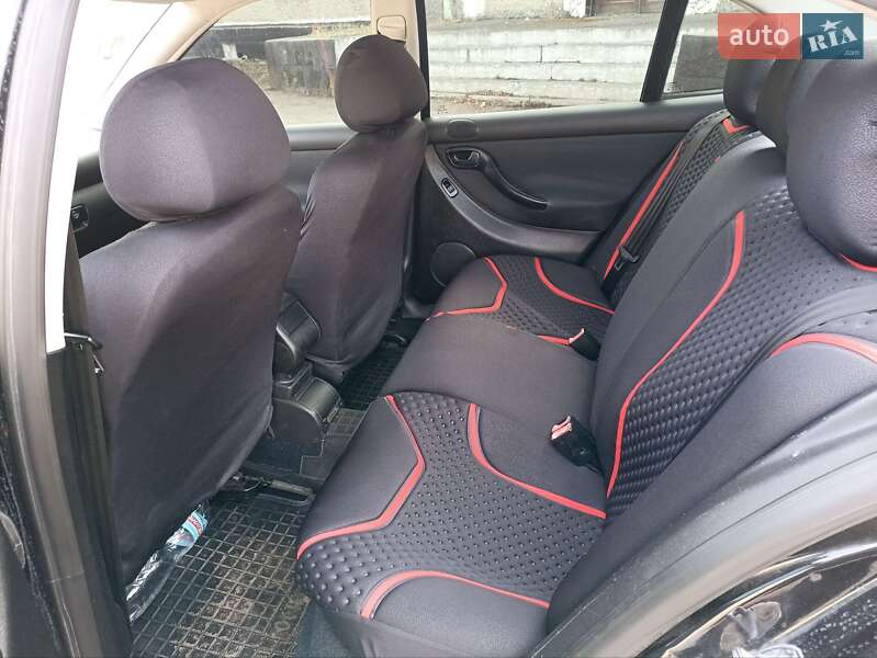 Седан SEAT Toledo 2002 в Староконстантинове фото 11 Седан SEAT Toledo 2002 в Староконстантинове