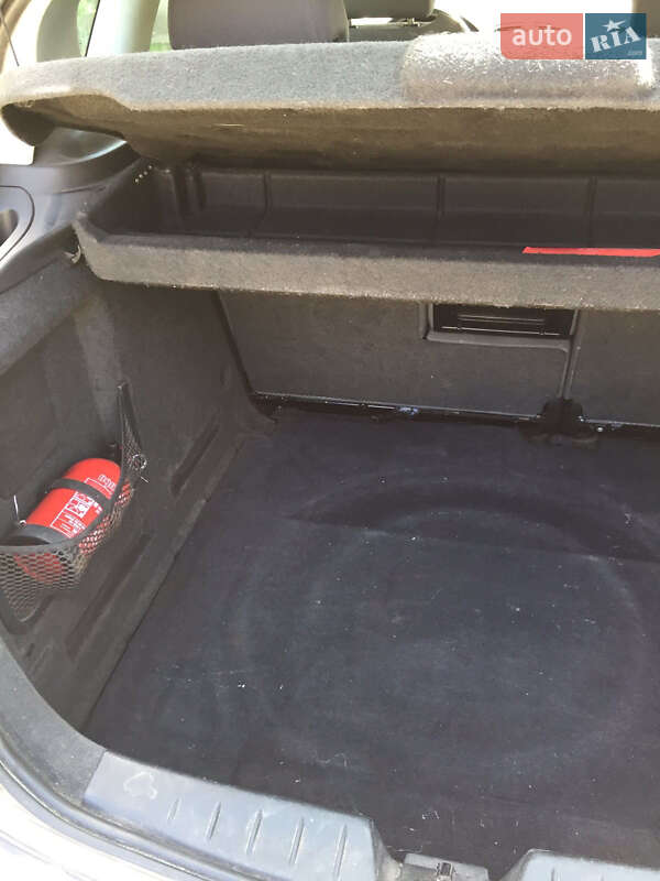 Хэтчбек SEAT Toledo 2006 в Подволочиске