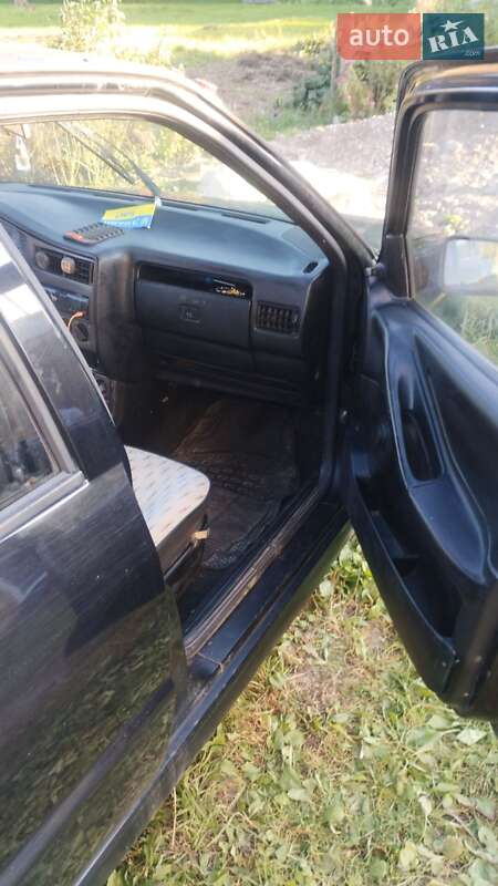 Седан SEAT Toledo 1993 в Яремче