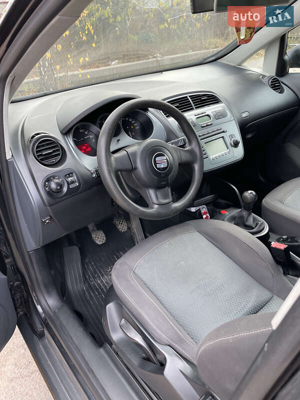 Хетчбек SEAT Toledo 2008 в Вінниці