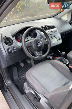 Хэтчбек SEAT Toledo 2008 в Виннице