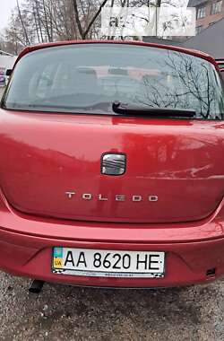 Минивэн SEAT Toledo 2008 в Киеве