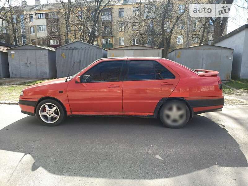 Седан SEAT Toledo 1993 в Харькове