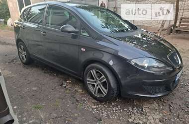 Хэтчбек SEAT Toledo 2005 в Ровно