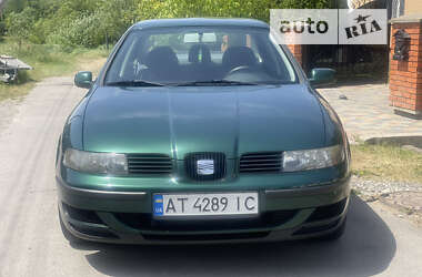Седан SEAT Toledo 2000 в Тысменице