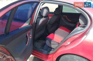 Седан SEAT Toledo 2003 в 