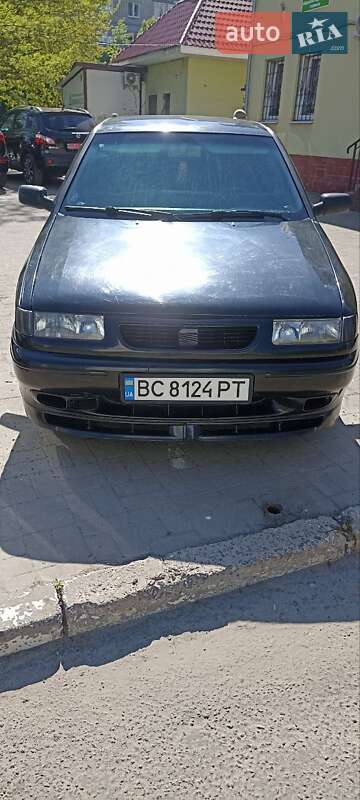 Седан SEAT Toledo 1992 в Шептицькому фото 2 Седан SEAT Toledo 1992 в Шептицькому