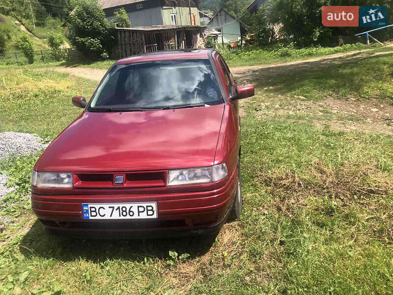 Седан SEAT Toledo 1993 в Бориславе