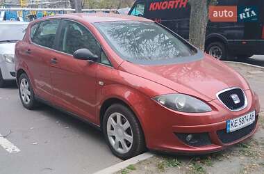 Хэтчбек SEAT Toledo 2008 в 