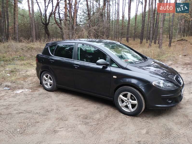 Хетчбек SEAT Toledo 2008 в Києві
