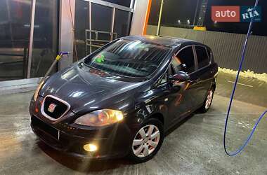 Хэтчбек SEAT Toledo 2008 в Киеве