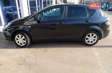 Хэтчбек SEAT Toledo 2006 в 