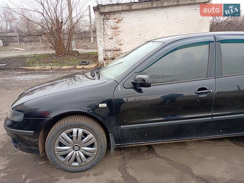 Седан SEAT Toledo 2002 в Кривом Роге фото 30 Седан SEAT Toledo 2002 в Кривом Роге