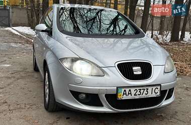 Хэтчбек SEAT Toledo 2008 в Киеве