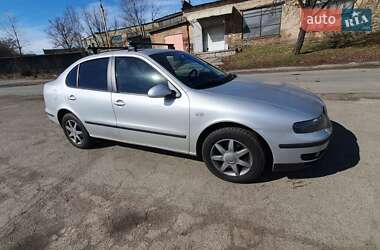 Седан SEAT Toledo 2003 в 