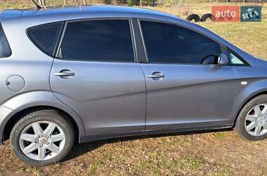 Хэтчбек SEAT Toledo 2006 в 