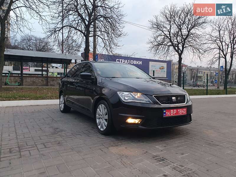Лифтбек SEAT Toledo 2013 в Киеве