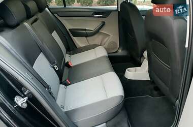 Ліфтбек SEAT Toledo 2013 в 