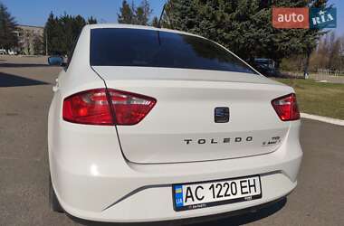 Лифтбек SEAT Toledo 2017 в 