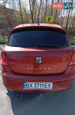 Хэтчбек SEAT Toledo 2007 в 