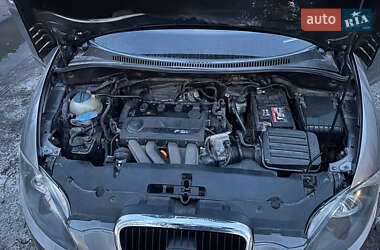 Хэтчбек SEAT Toledo 2005 в 