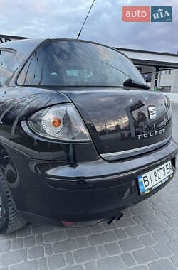 Хэтчбек SEAT Toledo 2006 в 
