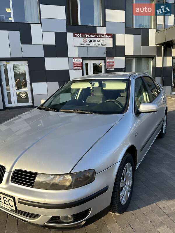 Седан SEAT Toledo 2001 в Ніжині