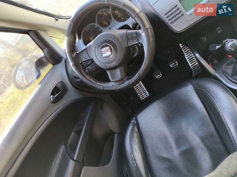 Хэтчбек SEAT Toledo 2006 в Буче